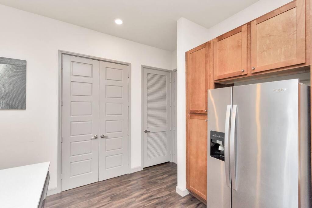 U4 Penthouse Downtown Houston Apartment Exterior photo